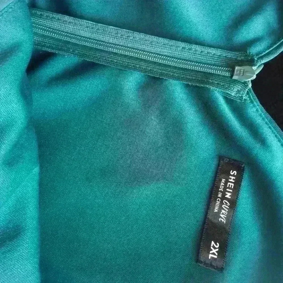 Shein Curve Dress Green Gold sequined Size 2XL - Picture 15 of 16